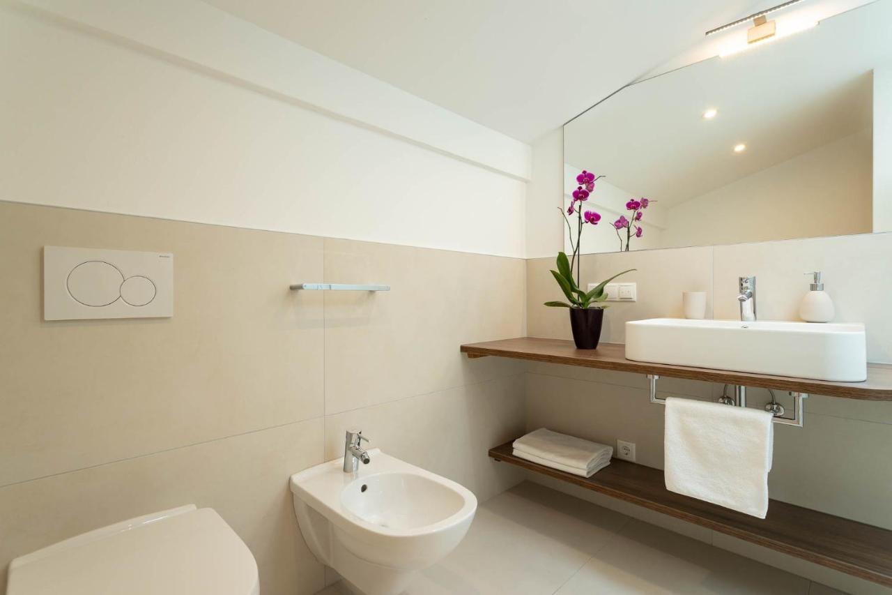 Meranoview Apartments Marlengo Bagian luar foto